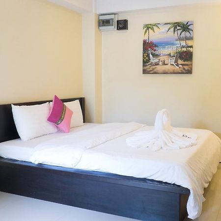 Palm Ville Pass Up Mansion Chonburi Eksteriør billede