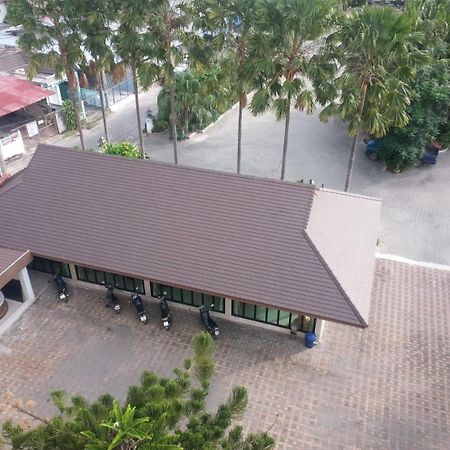 Palm Ville Pass Up Mansion Chonburi Eksteriør billede