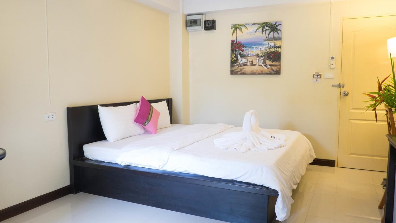Palm Ville Pass Up Mansion Chonburi Eksteriør billede