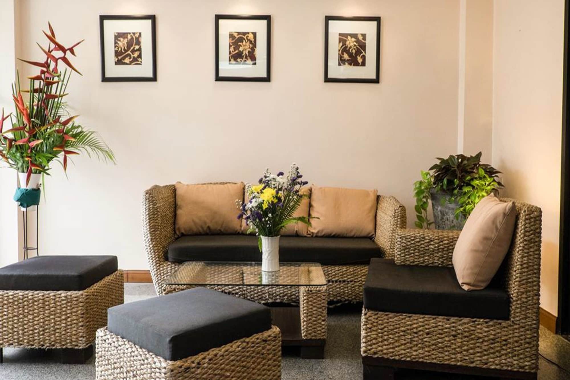Palm Ville Pass Up Mansion Chonburi Eksteriør billede